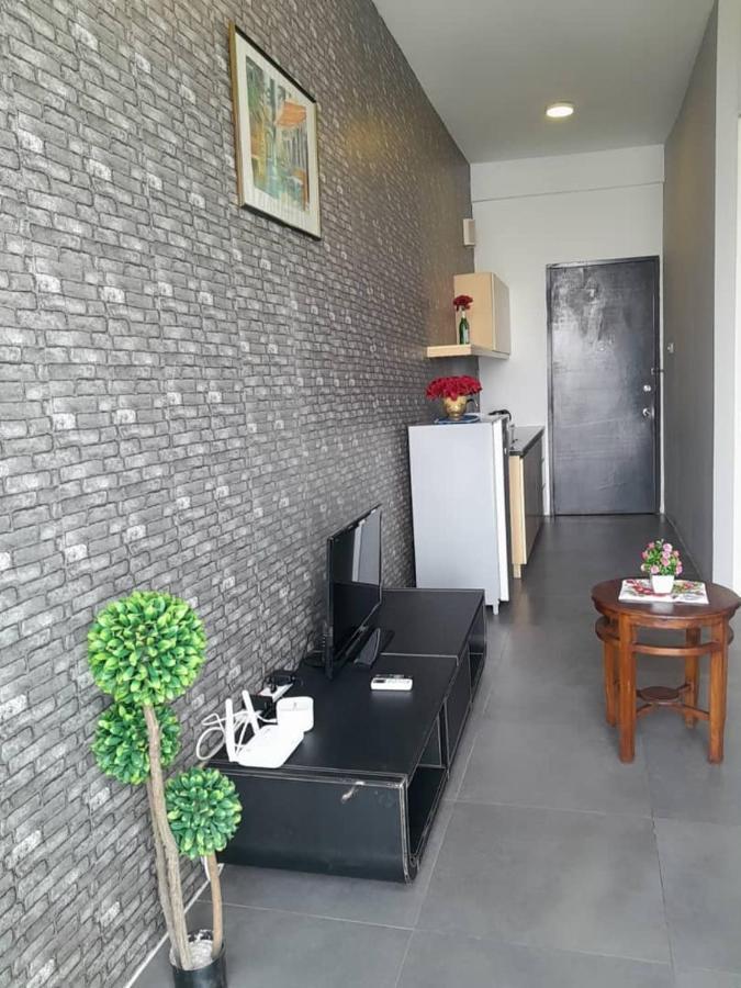 B, Empire Damansara