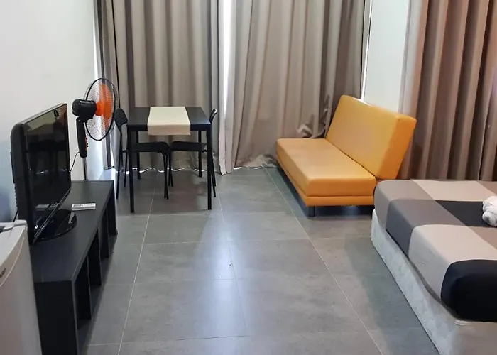 Studio B, Empire Damansara
